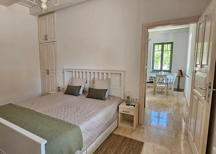 Koevirozsa Porta Apartment *