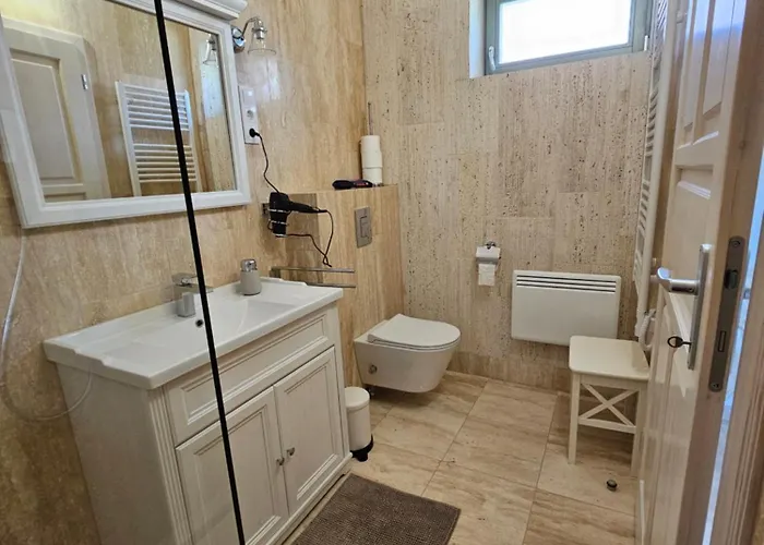Koevirozsa Porta * Mindszentkálla