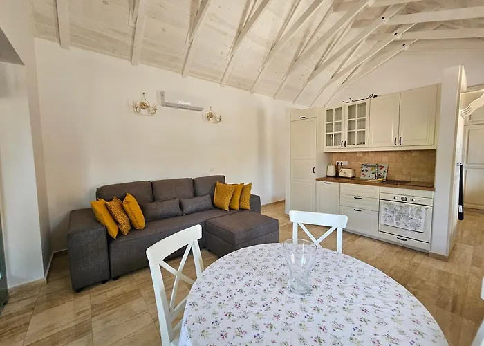 Koevirozsa Porta Apartment *